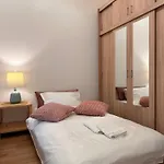 شقة Stare
